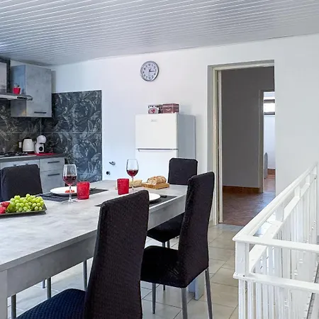 A Casa Di Laura Apartment *